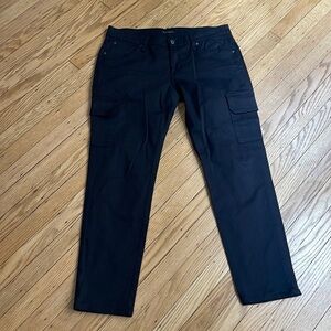JAMES JEANS black twiggy cargo pants size 32
